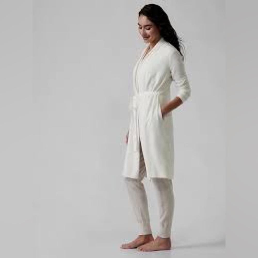 Athleta Wind Down Sleep Robe